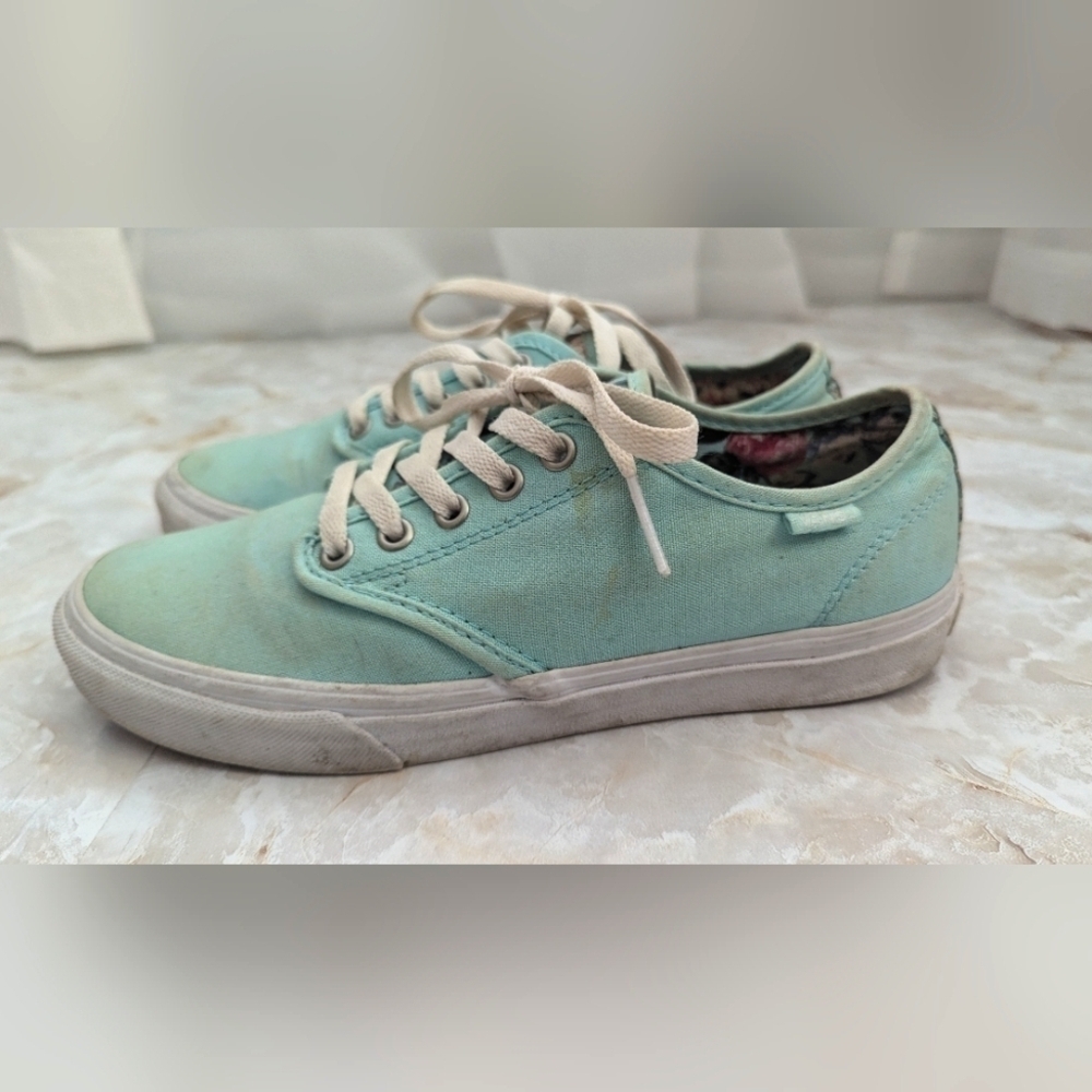 Vans Womans Mint Green Shoes Size 8